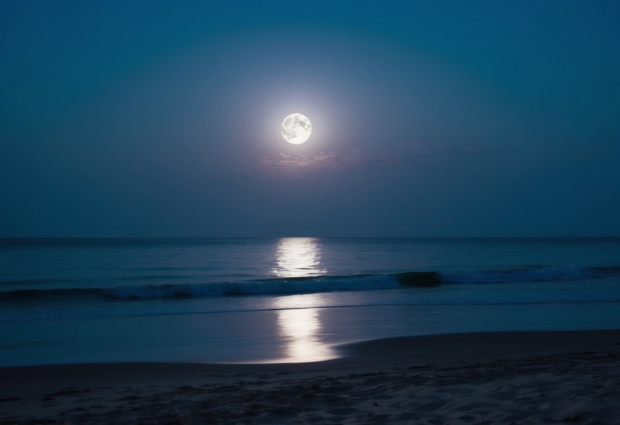 Uma noite serena com um céu estrelado e uma lua cheia brilhando sobre uma praia tranquila, onde as ondas se quebram suavemente na costa.