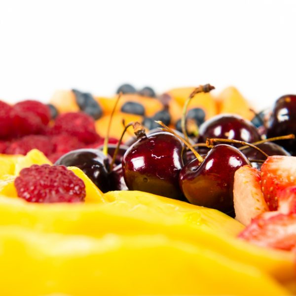 Exemplos de frutas que começam com a letra R: lista e benefícios