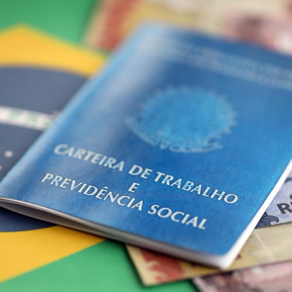 Direitos Trabalhistas CLT: Da Contratação à Rescisão - Guia Completo com Cálculos