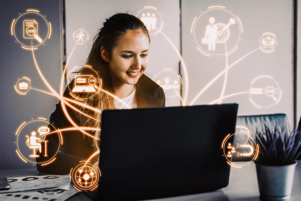 Pequenos empreendedores apostam em soluções online para organizar pagamentos e fluxo de caixa